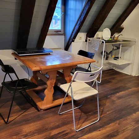 Fachwerk Maisonette In Nuertingen Eksteriør bilde